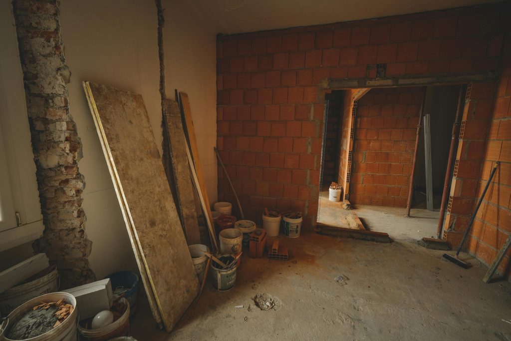 Onafhankelijk bouwkundig ingenieursbureau voert bouwtechnisch onderzoek uit voor objectieve huiskeuring